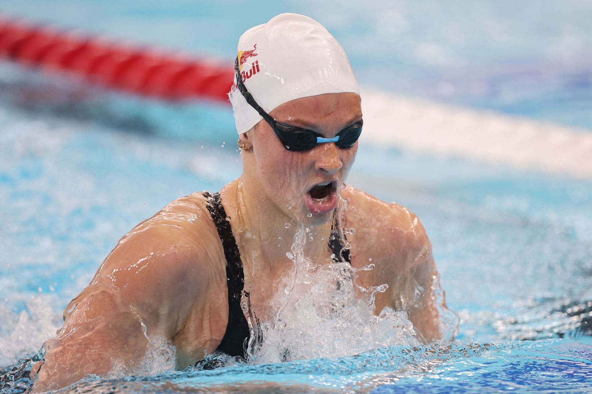Summer McIntosh (Image via: Getty)